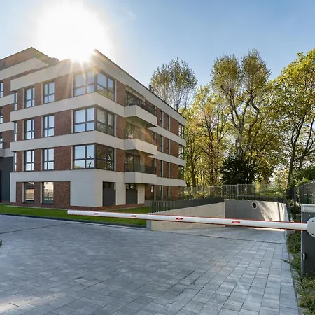 Br12 Premium , Garaz *