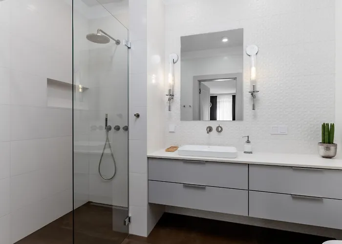 Br12 Premium , Garaz *